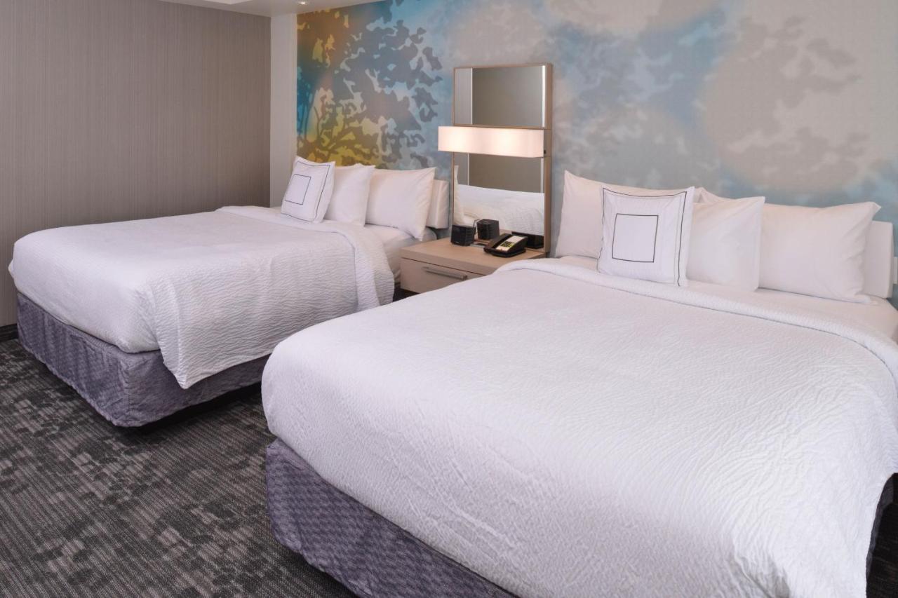 Courtyard By Marriott Boston Littleton Hotel Eksteriør billede