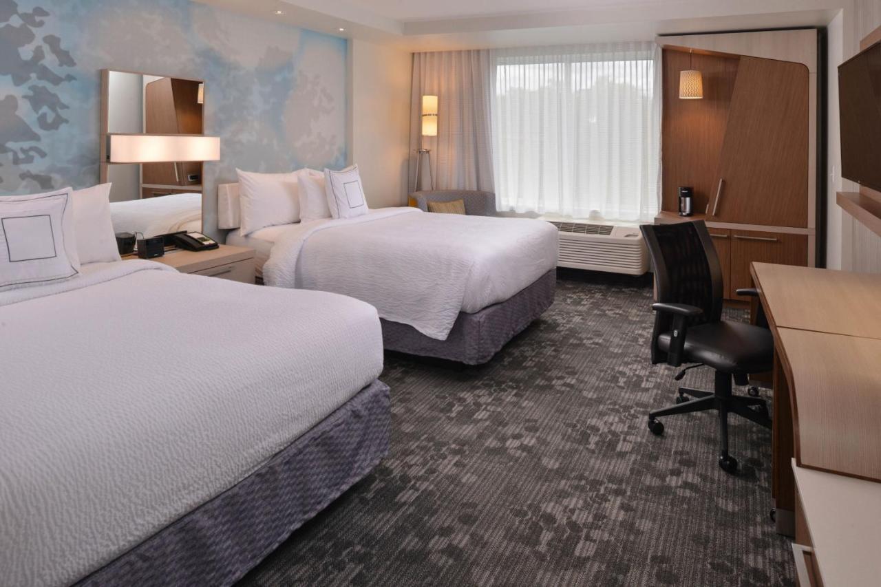 Courtyard By Marriott Boston Littleton Hotel Eksteriør billede