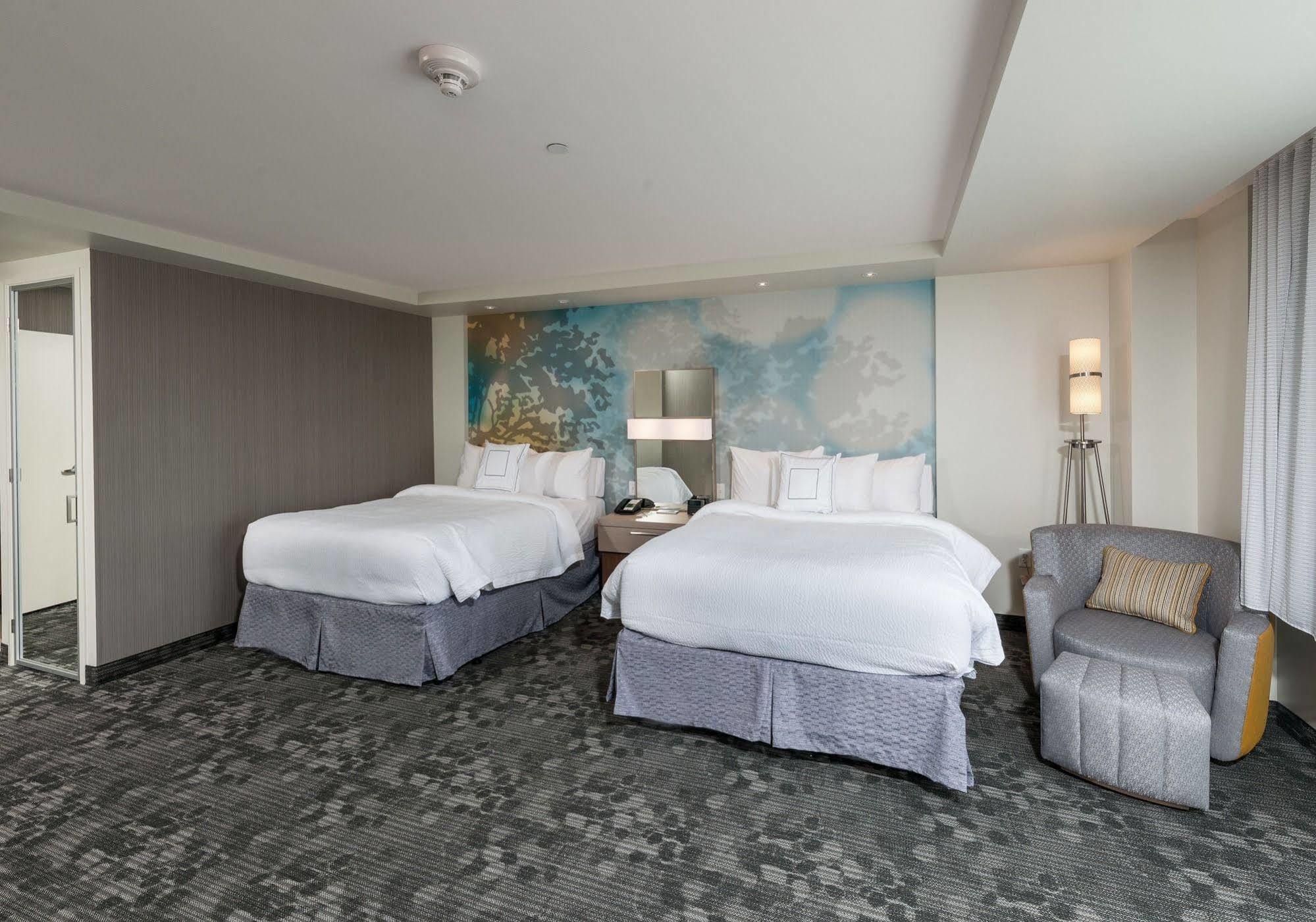 Courtyard By Marriott Boston Littleton Hotel Eksteriør billede
